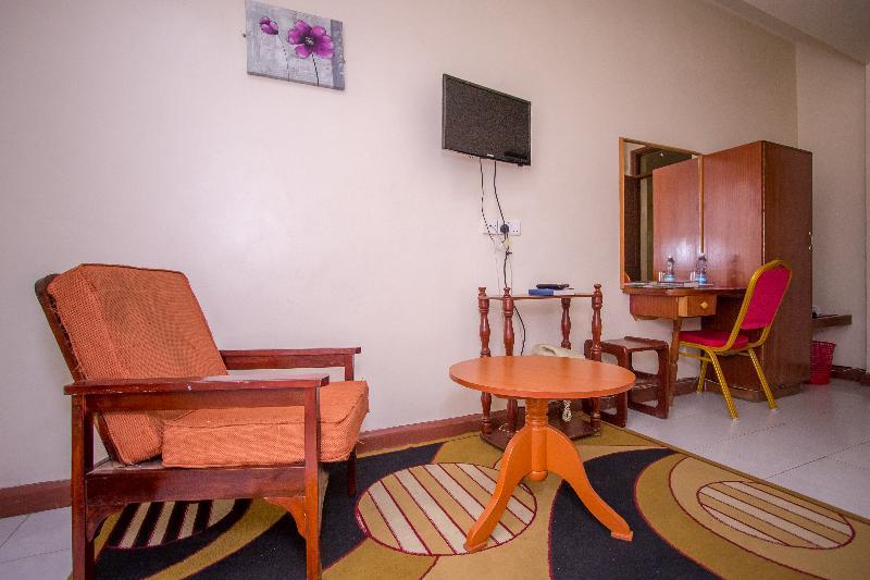 Chester Hotel Nakuru Exterior photo