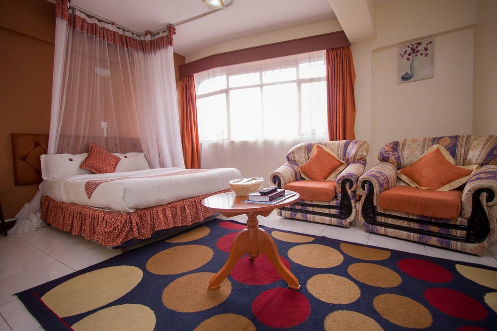Chester Hotel Nakuru Exterior photo